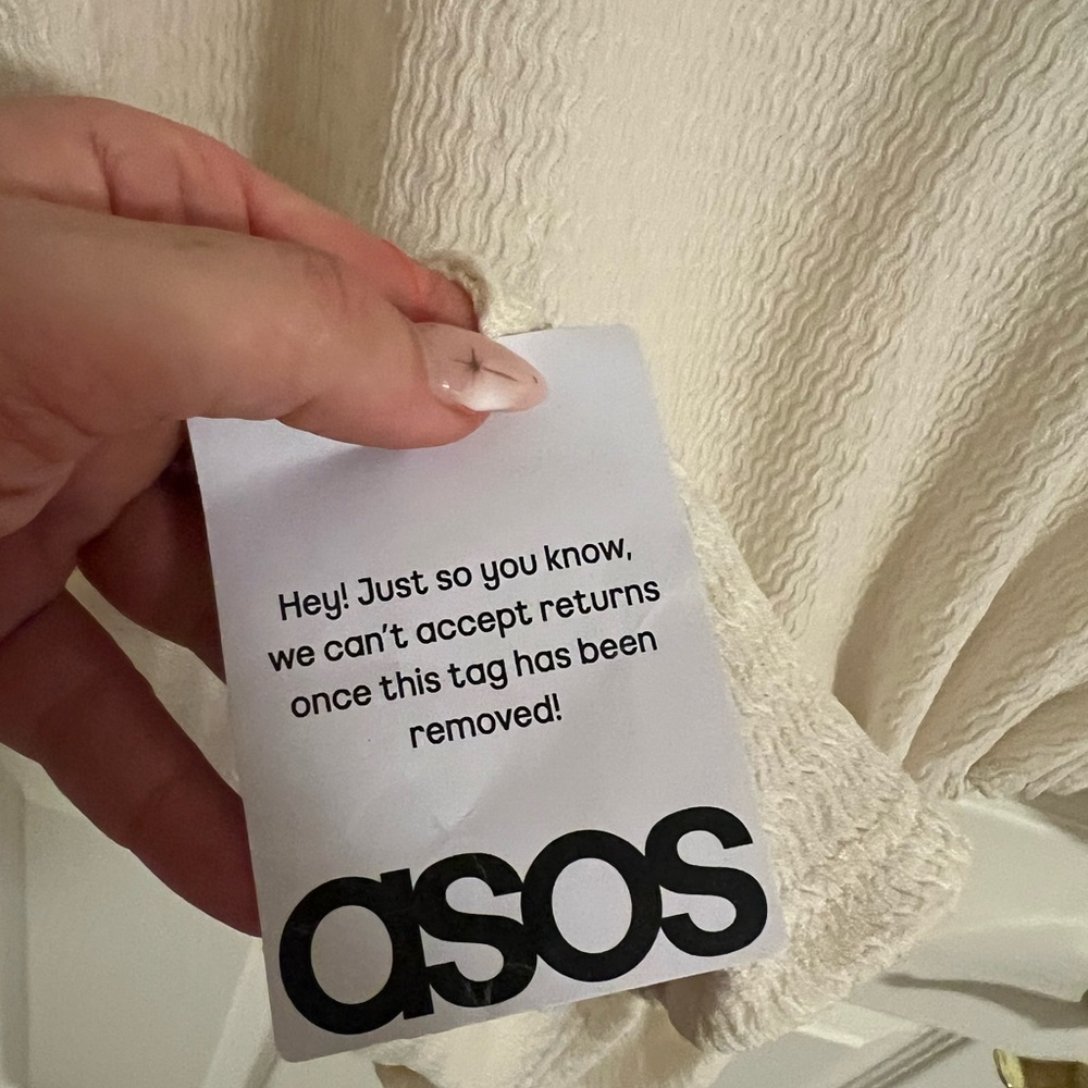 ASOS Cream Ruched Top - Picture 4 of 4
